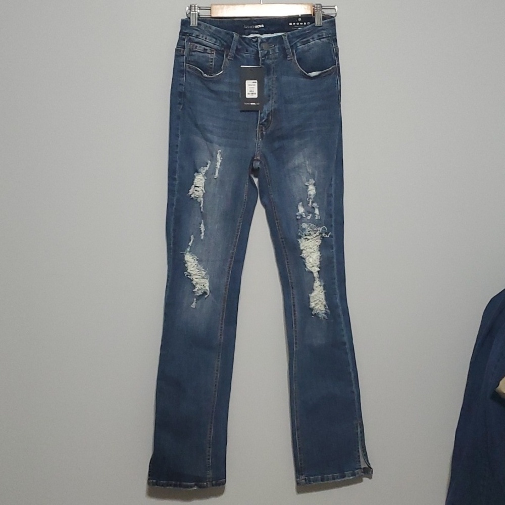 Fashion Nova jeans womens sz  9 nwt destroyed holes distressed ankle sid…